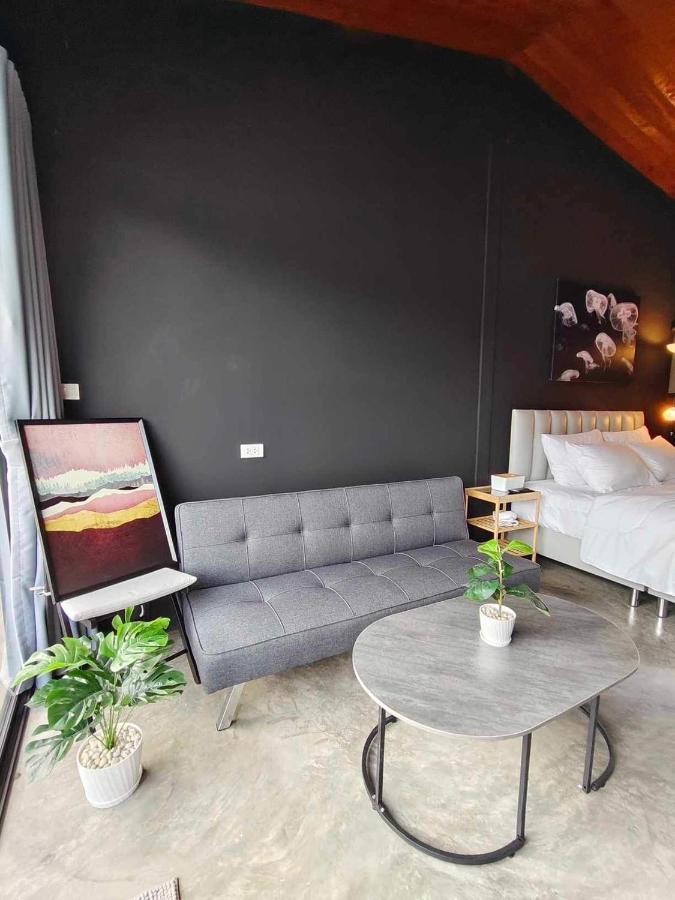 Mr Black & Ms White -Self Check In Accommodation Bangkok Exterior foto